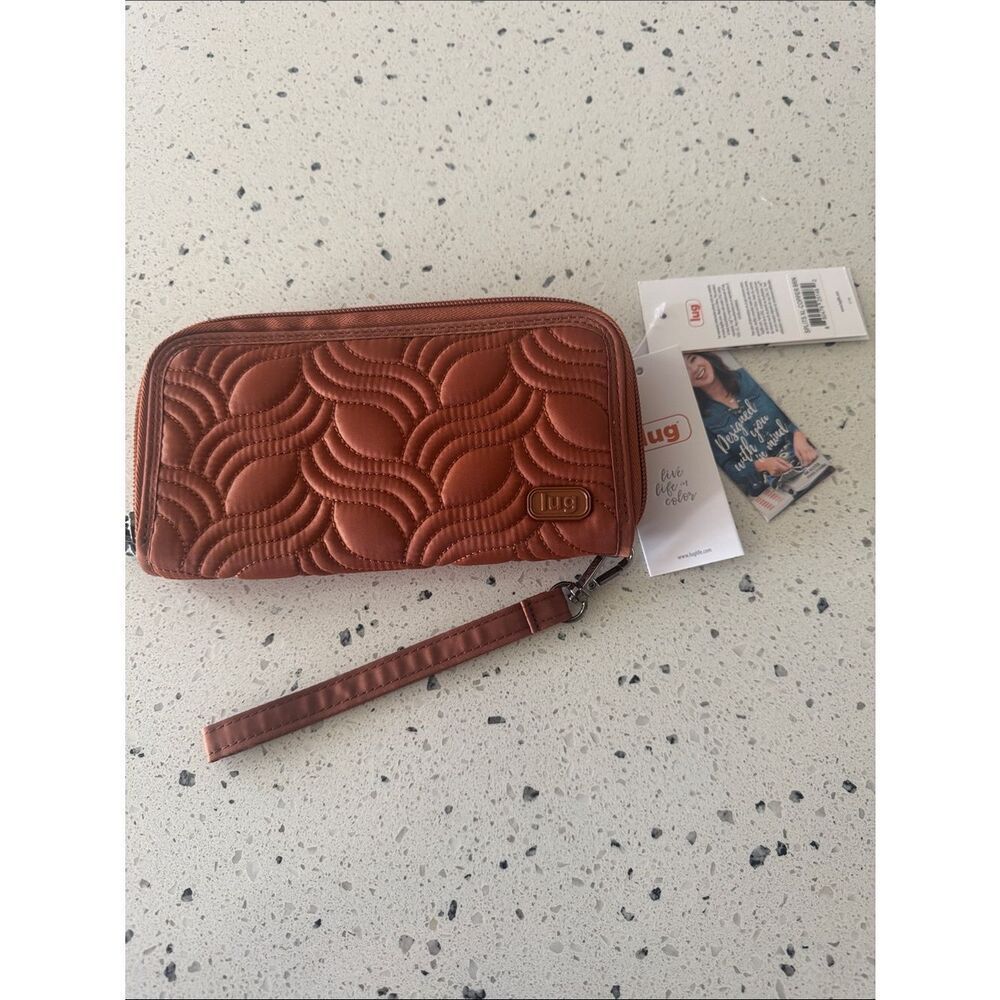 lug SPLITS XL Copper Brown RFID Quilted Travel Wristlet Wallet Organizer NWT
